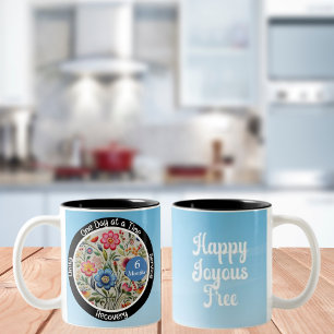 Custom Erholung Meilenstein Gift - Blumen Zweifarbige Tasse