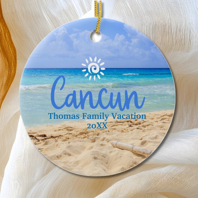 Custom Family Cancun Urlaub Weihnachtsbaum Keramik Ornament (Von Creator hochgeladen)