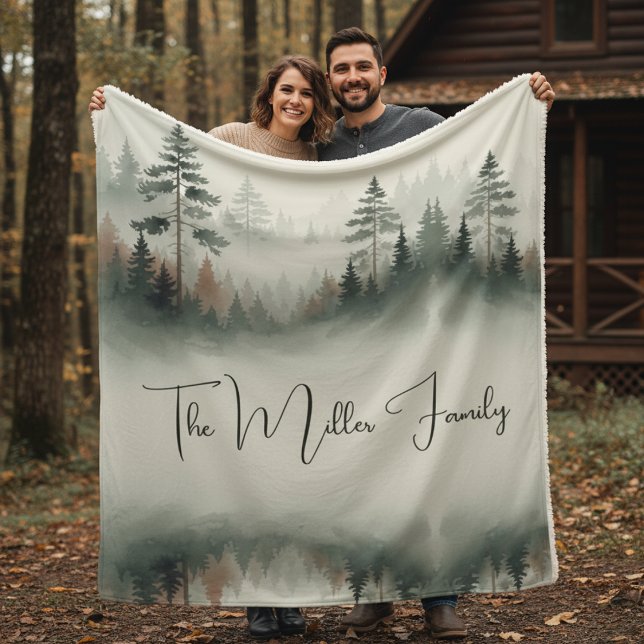 Custom Family Name - Misty Watercolor Forest  Sherpadecke (Von Creator hochgeladen)