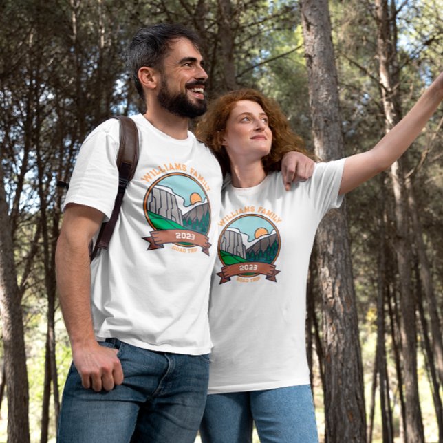 Custom Family Wiedersehen Road Trip Mountain T-Shirt (Von Creator hochgeladen)