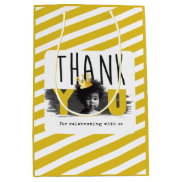 Custom First Birthday Foto Schwarz-weiß gelb Mittlere Geschenktüte