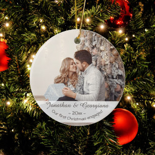 Custom First Christmas verlobt 2025 Foto Urlaub Keramik Ornament
