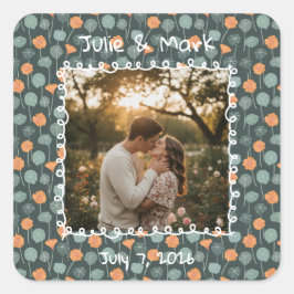Custom Floral Photo Engagement  Quadratischer Aufkleber