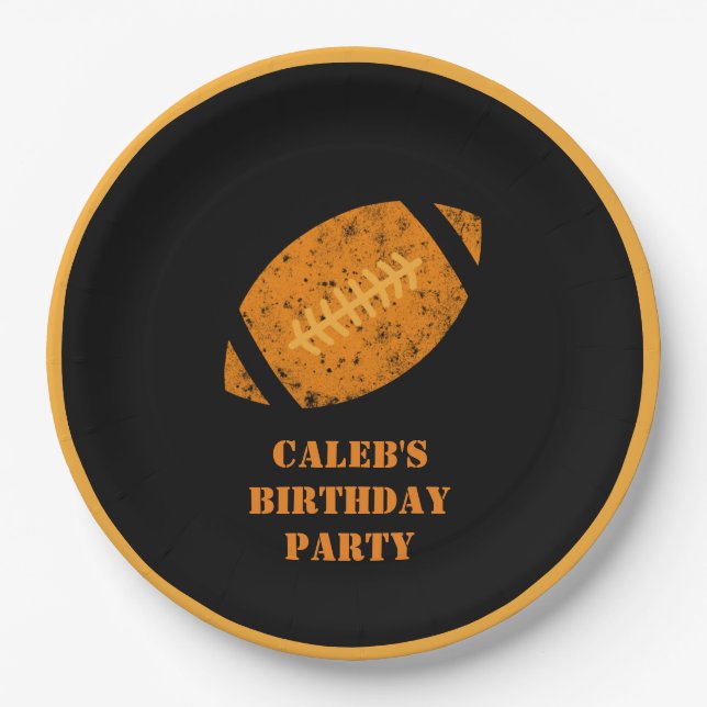 Custom Football Birthday Black and Gold Pappteller (Vorderseite)