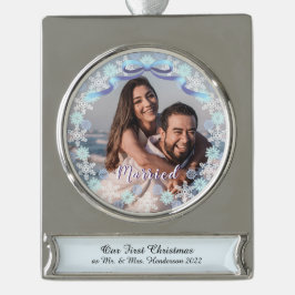 Custom Foto 1. Weihnachts Verheiratetes Blaues Ton Banner-Ornament Silber