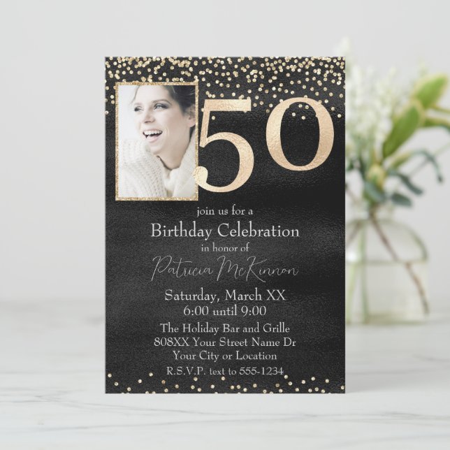 Custom Foto Black and Gold 50. Geburtstag Einladung (Stehend Vorderseite)