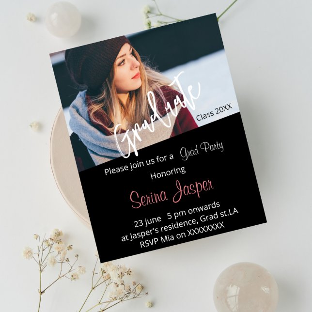 Custom Foto Black Graduation Party lädt ein Einladung (Von Creator hochgeladen)