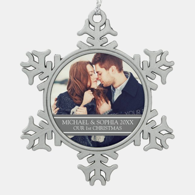 Custom Foto Couple's 1. Weihnachtsdekoration Schneeflocken Zinn-Ornament (Vorderseite)