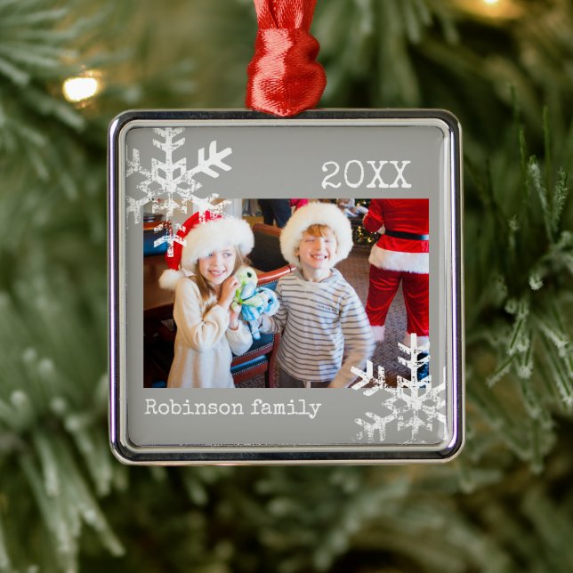 Custom Foto Grau Ornament mit Schneeflocken (Baum)