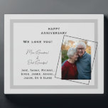 Custom Foto Happy Anniversary Großeltern Fotoplatte<br><div class="desc">Happy Anniversary Plaque. Familiennamen. Personalisiert. Foto. Geschenk zum Großeltern.</div>