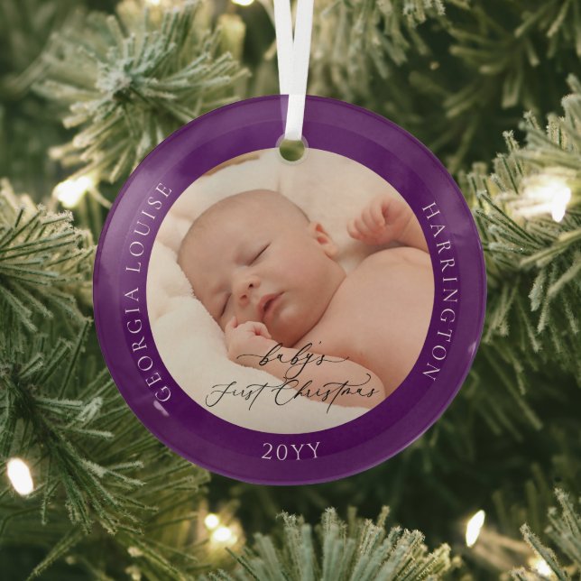 Custom Foto Name Baby's First Lila Christmas Ornament Aus Glas (InSitu)