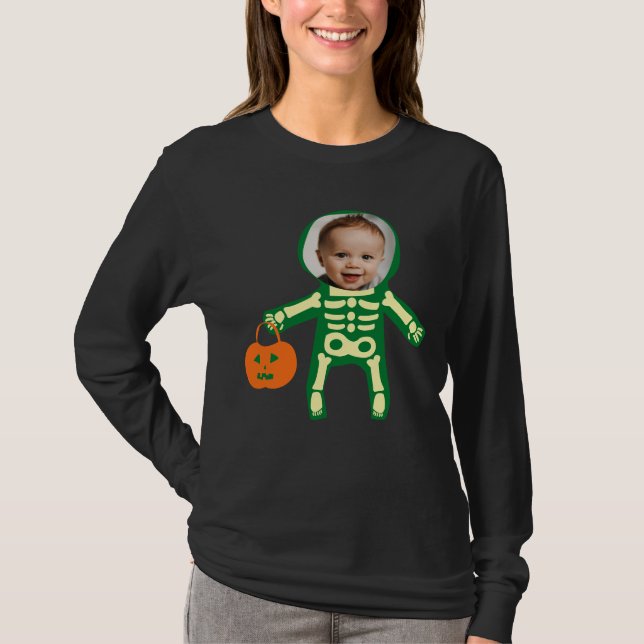 Custom Foto Skelett Halloween Trick oder Treubock T-Shirt (Vorderseite)