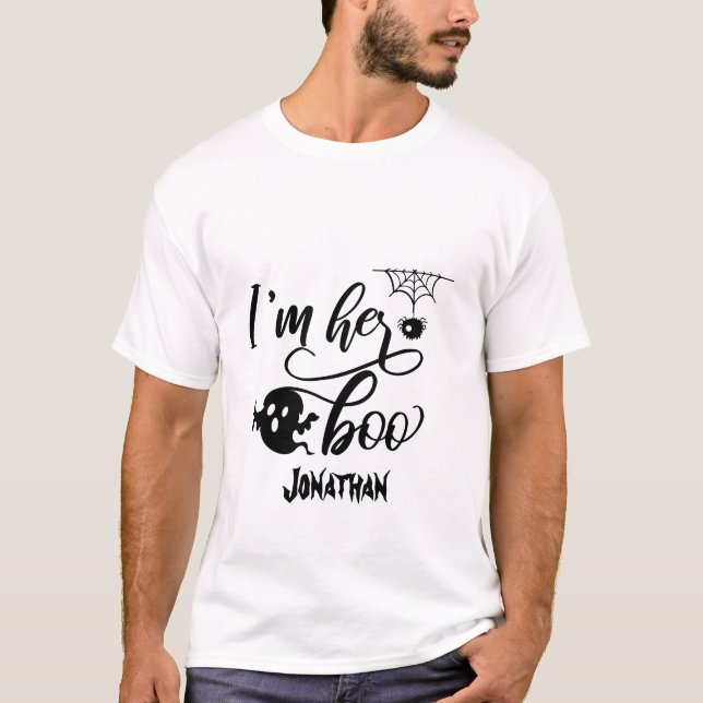 Custom Funny Ich bin ihr Boo Ghost Couple Hallowee T-Shirt (Vorderseite)