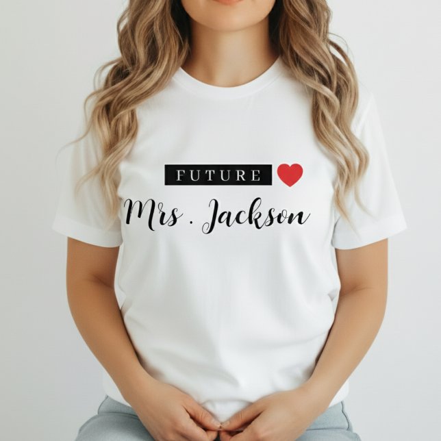 Custom Future Mrs. Wedding Monogram T - Shirt (Von Creator hochgeladen)
