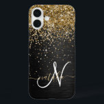 Custom Gold Glitzer Black Sparkgram Monogram iPhone 16 Plus Hülle<br><div class="desc">Dieses elegante und elegante Handy-Gehäuse mit hübschem vergoldeten Glitzer auf schwarz gebürstetem metallischem Hintergrund ist einfach zu personalisieren.</div>