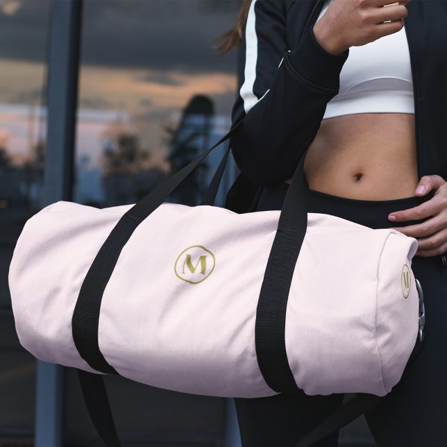 Custom Gold Initial l Girly Blush Pink Fitness Gym Duffle Bag (Von Creator hochgeladen)