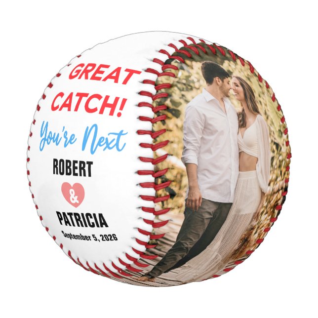 Custom Great Catch Sie sind Nächstes Paar Name & F Baseball (Schrägansicht)