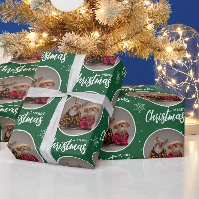 Custom Green Merry Christmas One Circle Photo Geschenkpapier (Feiertage)