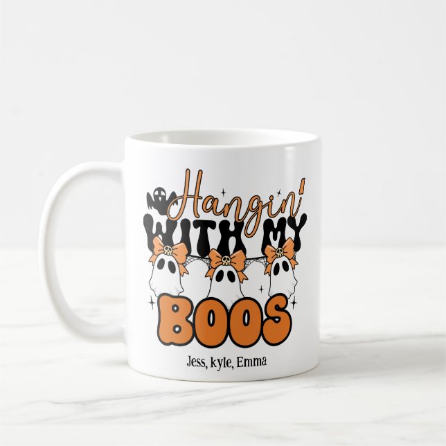 Custom Halloween Mama Hangin' mit meinen Boos Kaffeetasse (Links)