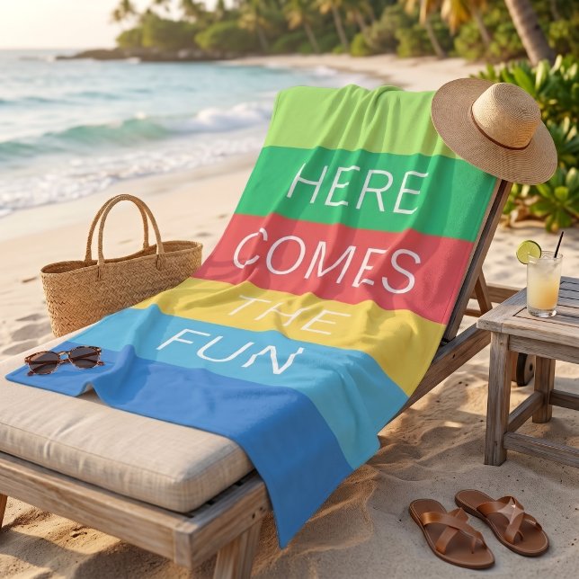 Custom Happy Bright Sunny Summer Stripes Muster Strandtuch (Von Creator hochgeladen)