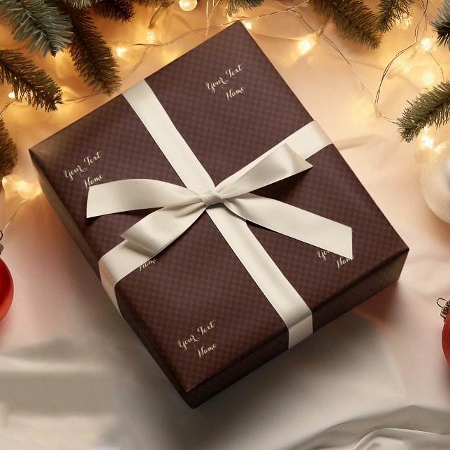 Custom Imitats Gold Script Modernes, braunes Karo- Geschenkpapier (Custom Faux Gold Script Modern Brown Check Pattern Wrapping Paper)