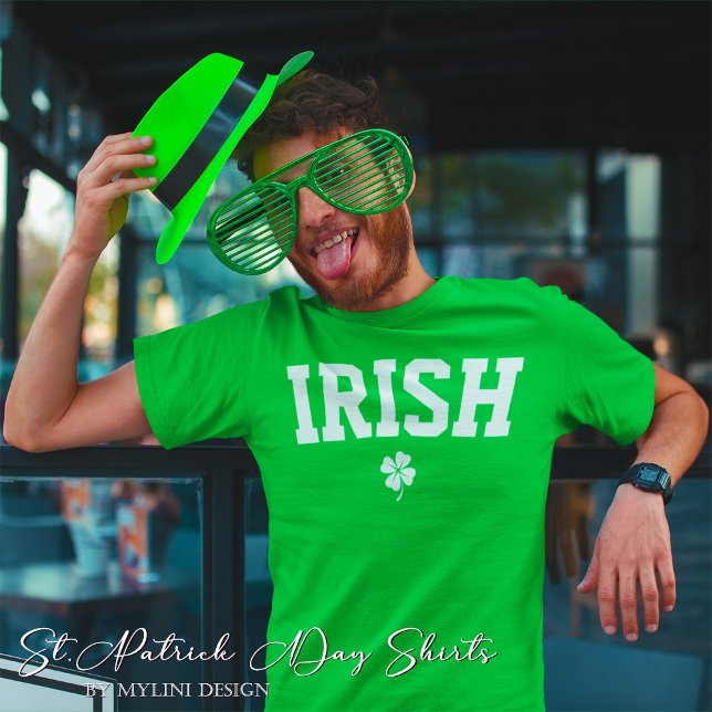 Custom Irish Kleeblatt St Patricks Day T-Shirt (Von Creator hochgeladen)