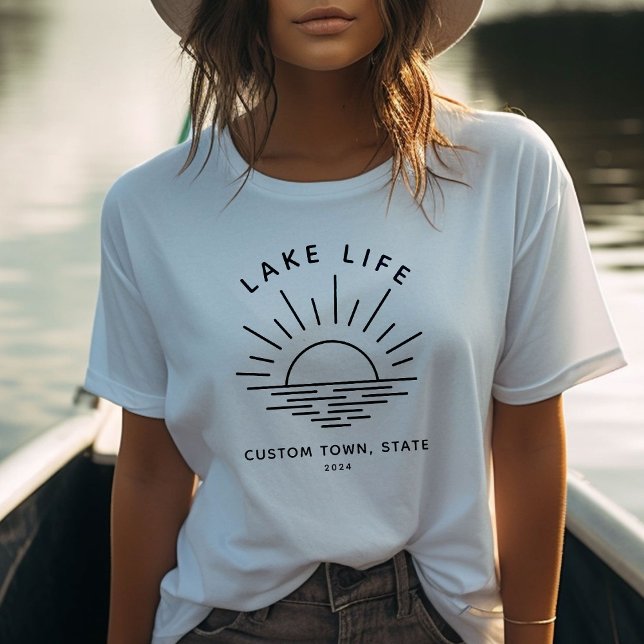 Custom Lake Life Sunset Minimalistisch Modern Boho T-Shirt (Boho Lake vibes! )
