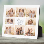 Custom Liebe You Daddy Vathers Day Foto Collage Fotoplatte<br><div class="desc">Liebe,  Papa! Ein wunderschönes,  modernes Familiengeschenk für einen geliebten Foto verbindet handgeschriebene Schrift mit moderner Typografie und Layout. Füllen Sie diese Foto-Tafel mit 8 beliebten Fotos von Familienmitgliedern,  Hochzeiten und anderen Lebensereignissen und bringen Sie Papa ein Lächeln für die nächsten Jahre.</div>