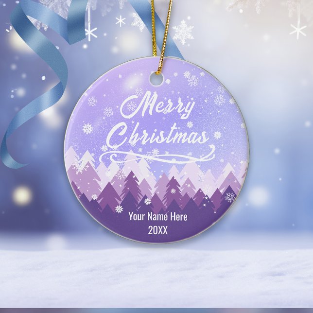 Custom Lila Friedlich Snow Forest  Frohe Weihnacht Keramik Ornament (Von Creator hochgeladen)