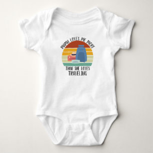 CUSTOM Mama Liebe mir mehr als Lieben auf Reisen Baby Strampler
