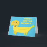 Custom Message Banana Dog Funny Birthday Karte<br><div class="desc">Diese niedliche Karte zeigt Abbildungen von Dackel-Hunden,  die aus Bananen gemacht sind. Die Nachricht auf der Vorderseite und auf der Innenseite kann mit Ihrem eigenen Text angepasst werden,  sodass Sie die perfekte Karte für jeden Anlass erstellen können.</div>