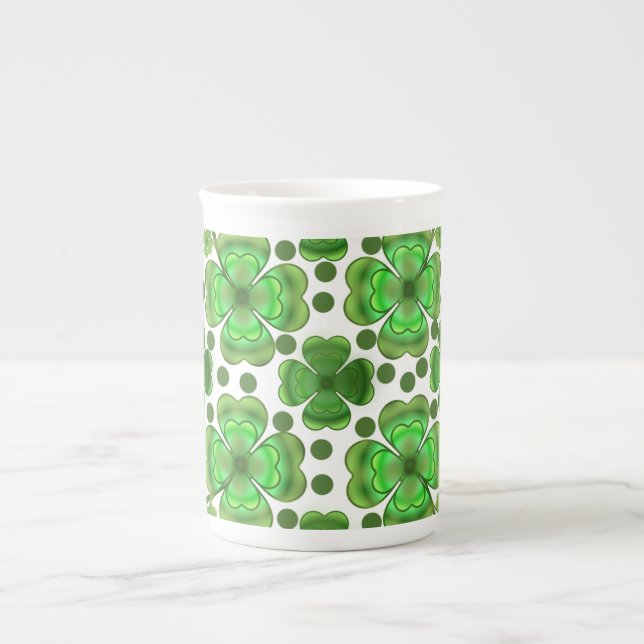 Custom Metallic Green Clover & Swirl Pattern  Prozellantasse (Vorderseite)