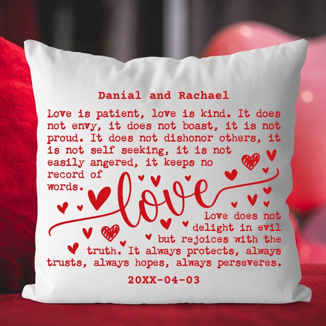 Custom Modern Elegant Name & Date Couple Gift Kissen (Custom Valentine Love Pillow with Names & Date)