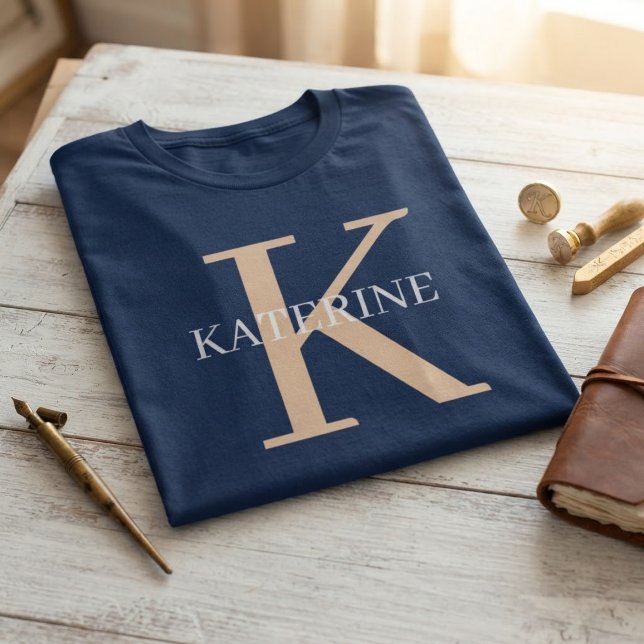 Custom Monogram Personalized Initial Name  T-Shirt (Von Creator hochgeladen)