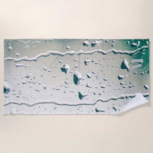 Custom Monogramed White Raindrops Bachelorette Strandtuch (Vorderseite)