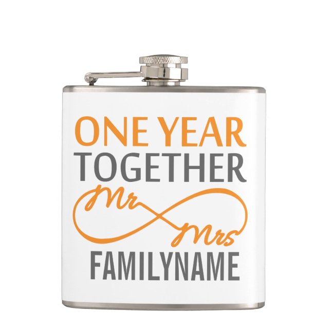 Custom Mr. and Mrs. 1 Anniversary Flask Flachmann (Vorderseite)