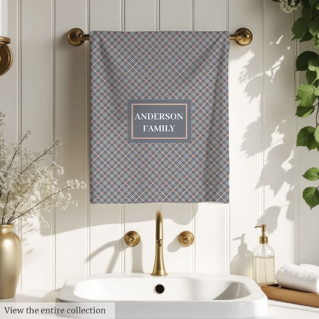 Custom Name Bath Towels Trendy Minimalist Style Badhandtuch Set (Custom Name Bath Towels Trendy Minimalist Style)