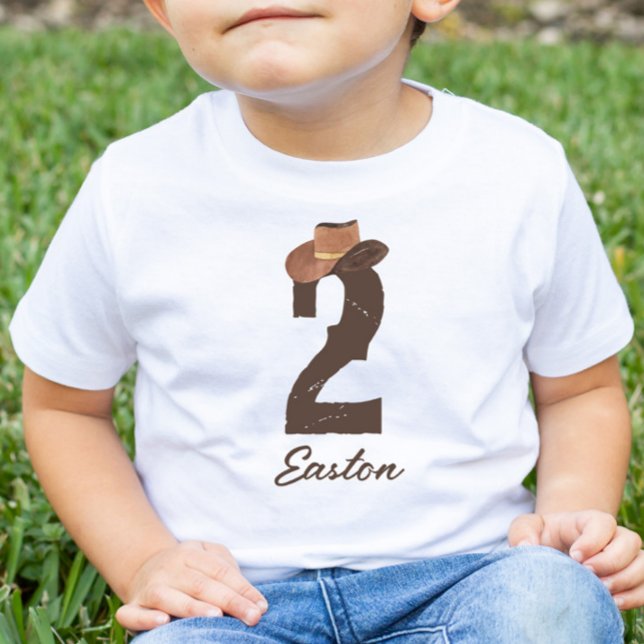 Custom Name Cowboy Hat 2 Two 2nd Second Birthday Kleinkind T-shirt (Von Creator hochgeladen)