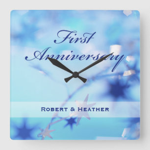 Custom Name, First Wedding Anniversary Sparkle Quadratische Wanduhr