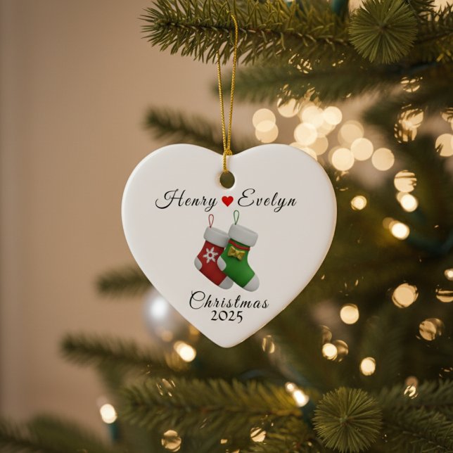 Custom Name Holiday Gift for Couples |  Keramik Ornament (Von Creator hochgeladen)