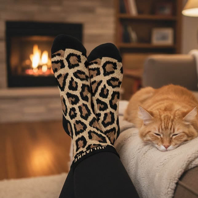 Custom Name Leopard Print Crew Socks Socken (Leopard crew socks with custom name!)