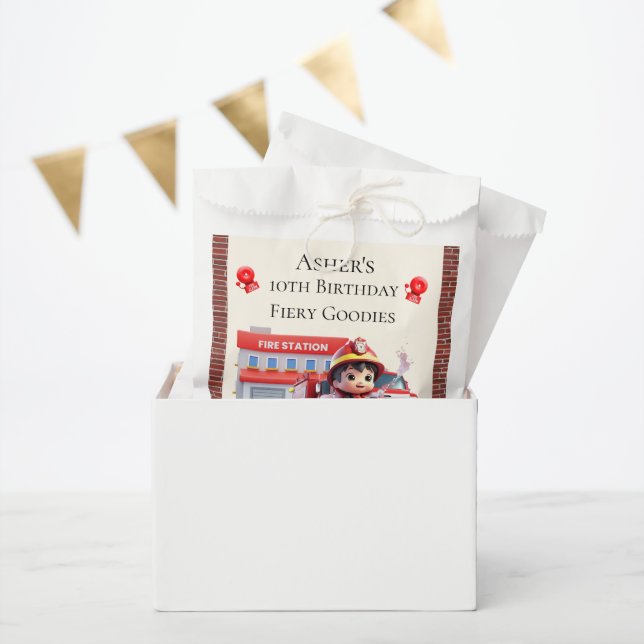 Custom Name & Occasion Cute 3D Boy Firefighter Geschenktütchen (Party)