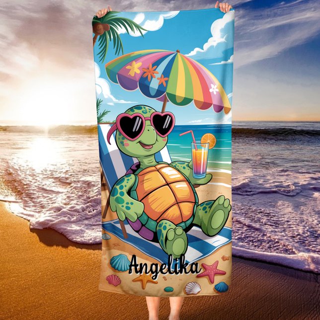 Custom Name Relaxing Turtle & Tropical Beach Vibes Strandtuch (Von Creator hochgeladen)