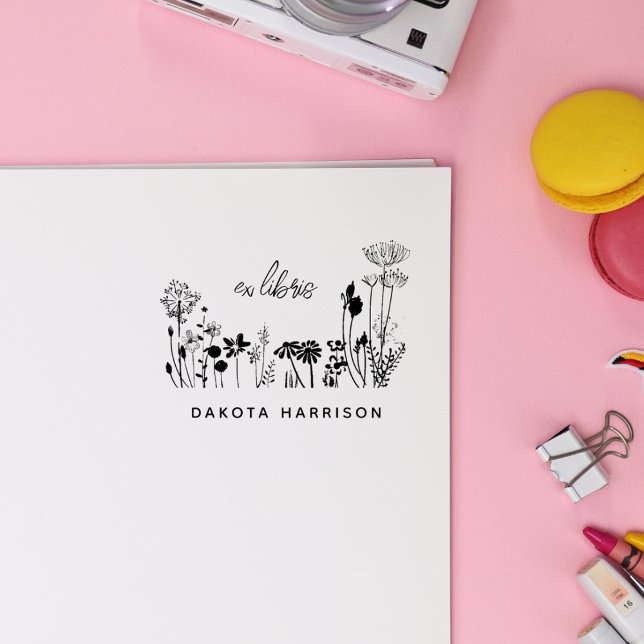 Custom Name Rustic Wildflowers Book  Gummistempel (Von Creator hochgeladen)