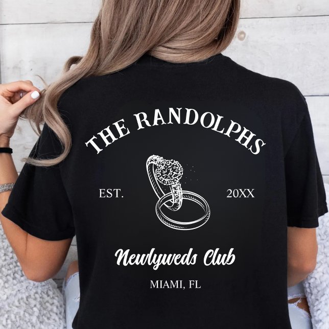 Custom Newlyweds Club Just Married Honeymoon Mrs T-Shirt (Von Creator hochgeladen)