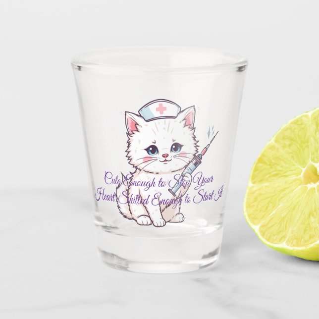 Custom Nurse Cat Skilled Enough Schnapsglas (Vorderseite)