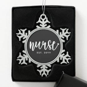 Custom Nurse Est Typografy Nurse RN Abschluss Schneeflocken Zinn-Ornament