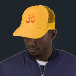 Custom Om Mantra Symbol Mens Womens Unisex Truckerkappe<br><div class="desc">Custom Om Mantra Symbol Meditation Yoga Asana Relax Gelb Orange Gold Sonne Inspiration Fitness Elegante Vorlage Herren's Women's Unisex Baseball & Trucker Hats / Caps.</div>