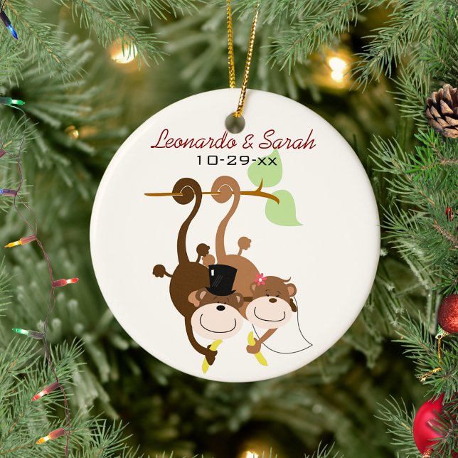 Custom Ornament of Monkey Couple Circle (Cute Monkey Couple Wedding Anniversary Ornament)