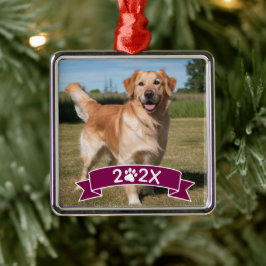Custom Pet Photo with Year and Paw Ribbon Ornament Aus Metall